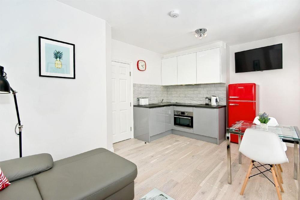F3 Greek Street By City Living London Eksteriør billede